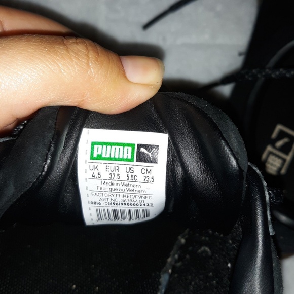 Black suede Pumas - Picture 3 of 4